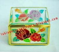 Lukisan Kotak Makeup.jpg